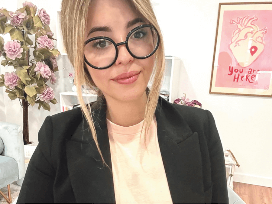 Alba martínez psicóloga prensa galicia